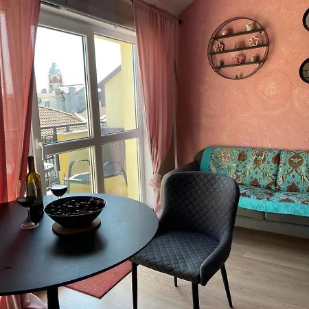 Cozy 7 Minutes From The Sea With A Large Terrace Apartment Varna